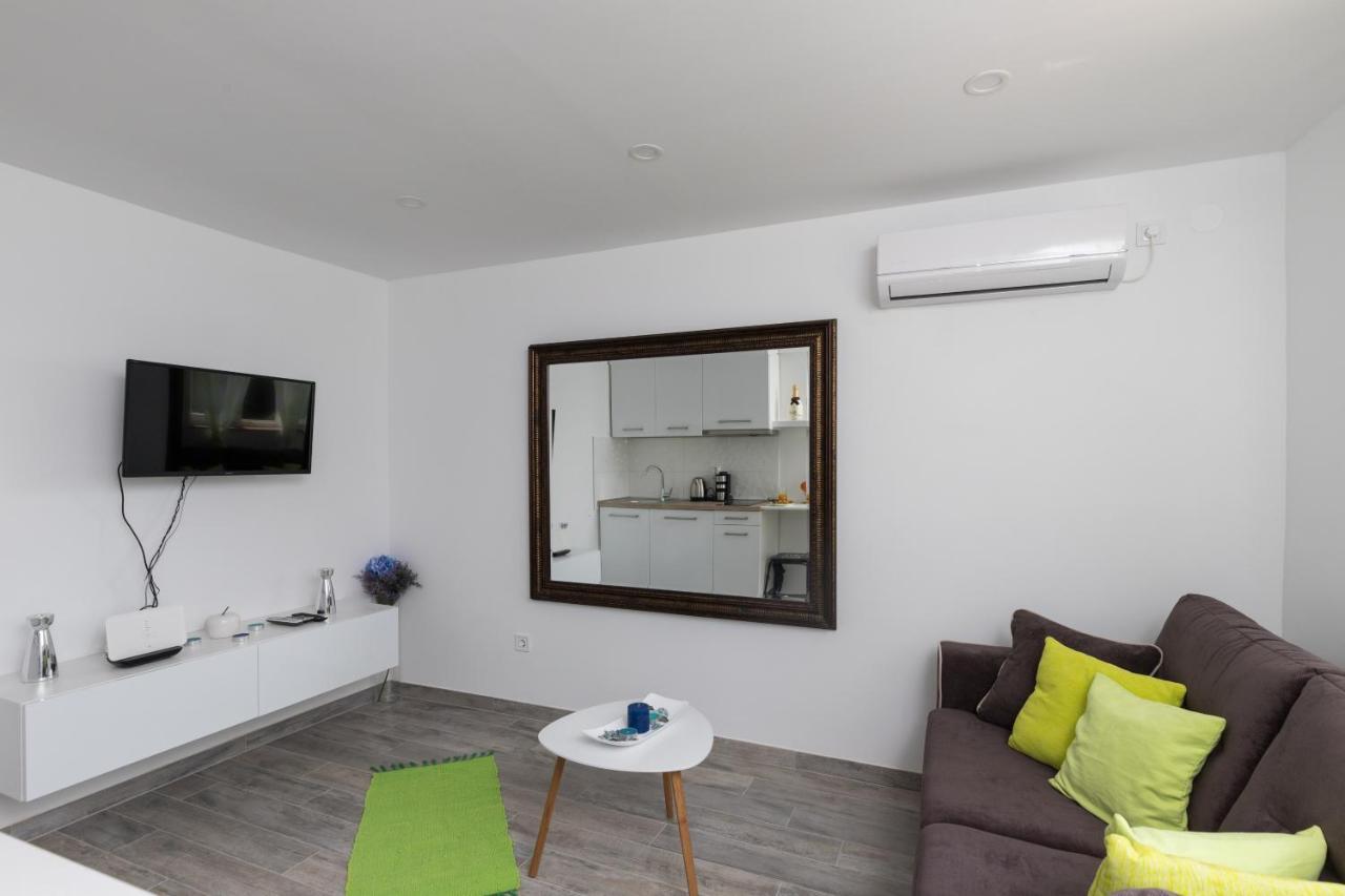 Semi Apartment